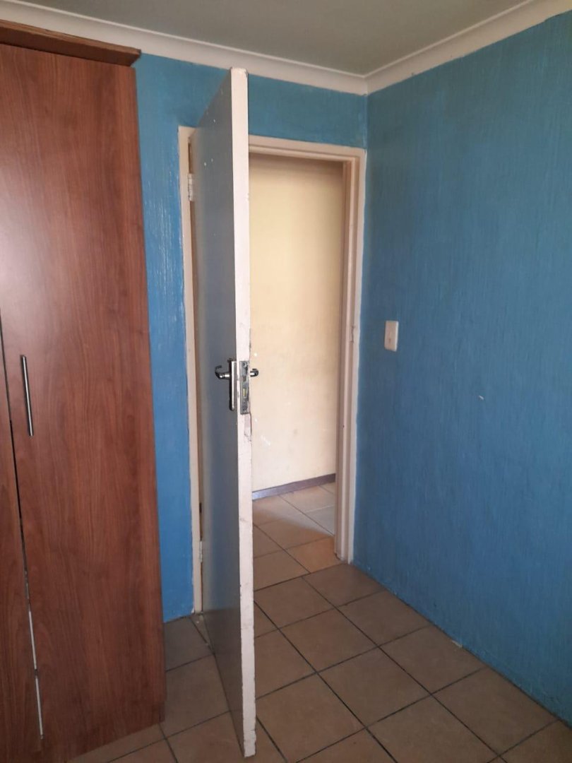  Bedroom Property for Sale in Portlands Western Cape